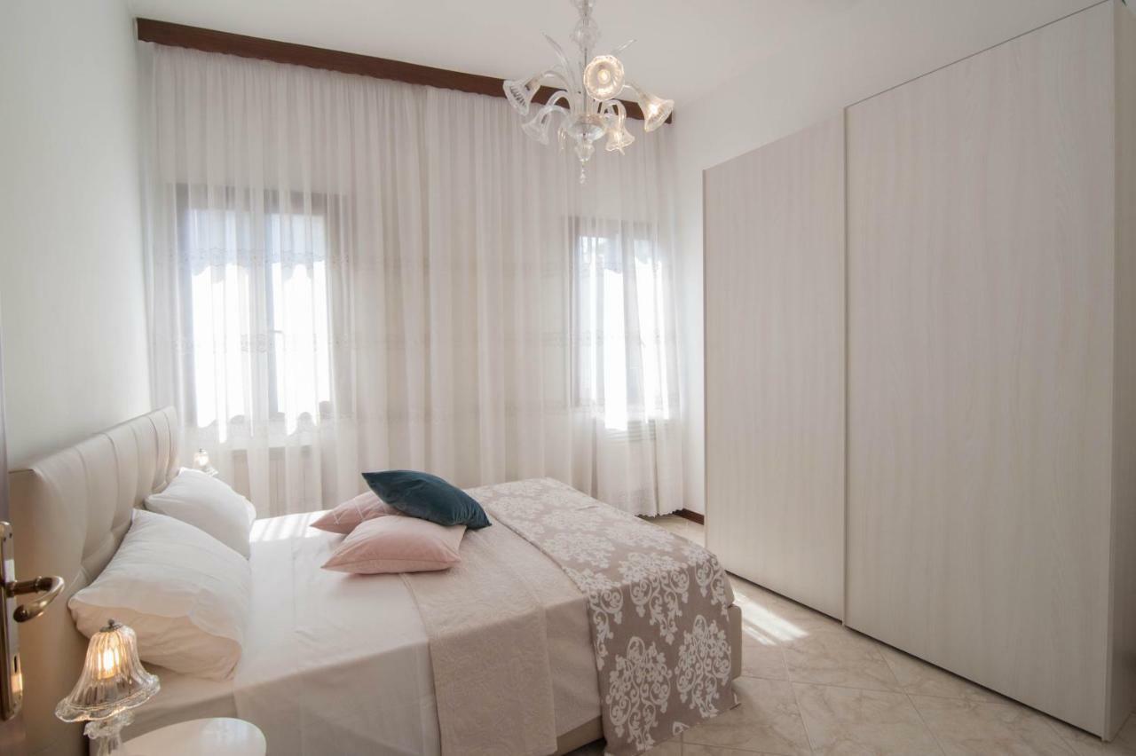 Riva Excelsior Apartment เวนิส ภายนอก รูปภาพ