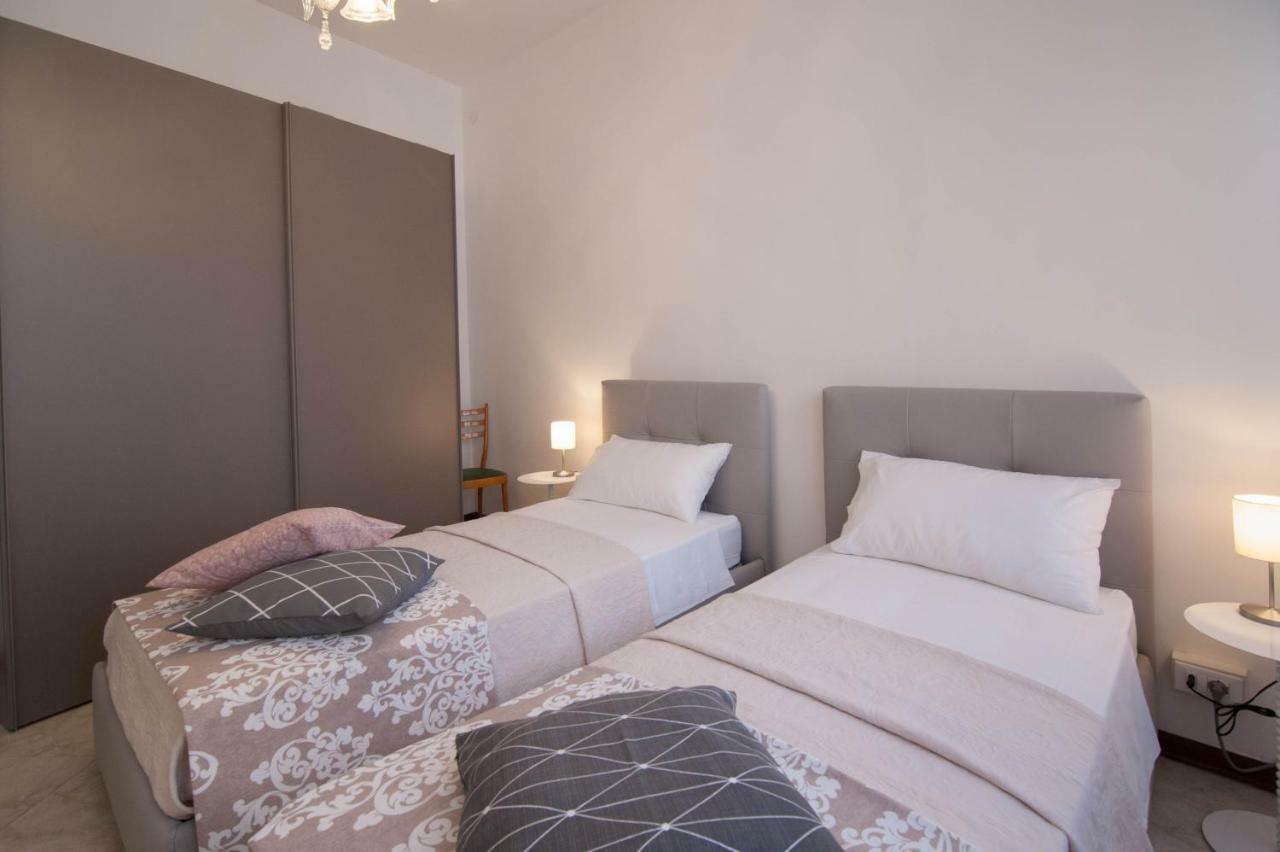 Riva Excelsior Apartment เวนิส ภายนอก รูปภาพ